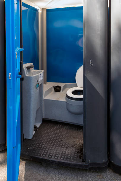 Best Portable bathroom rental  in Fort Bragg, CA